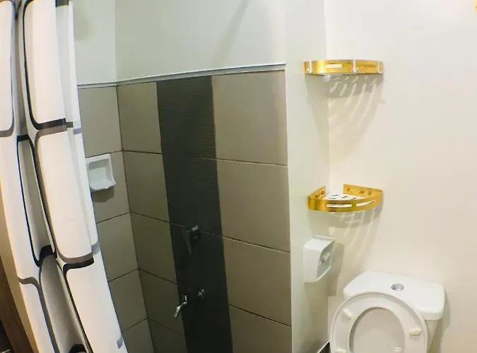 Spring Residences Affordable Condotel Bicutan Paranaque Near Naia Airport مانيلا